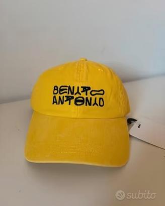 Cappellino Zara x Bad Bunny Giallo Nuovo