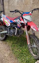 Lem 125 4t