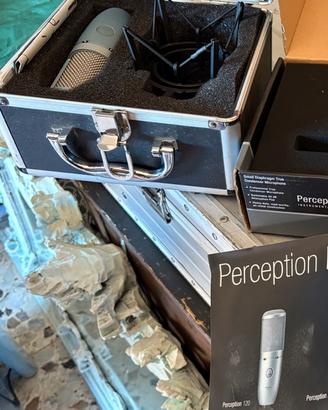 AKG P120 Perception microfono condensatore