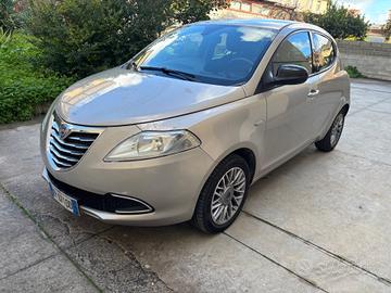 Lancia Ypsilon 1.3 MJT 16V 95 CV 5 porte S&S Gold