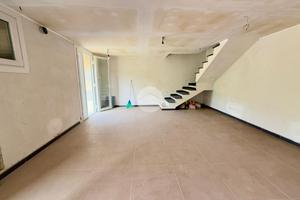 CASA SEMINDIPENDENTE A DEIVA MARINA