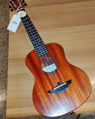 Ukulele Concert Aklot 23 Pollici quasi nuovo