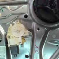 ALZACRISTALLO ELETTRICO POST. SX GUIDA MERCEDES Cl
