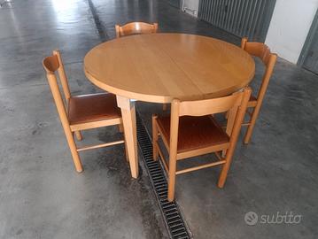 tavolo rotondo in legno massello e 4 sedie