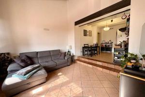 Appartamento di 108 m² con 4 locali e posto auto a
