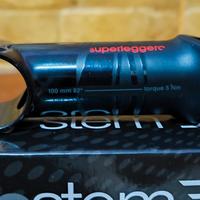 attacco deda superleggero 