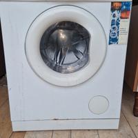 lavatrice whirlpool 5.5 kg AA800