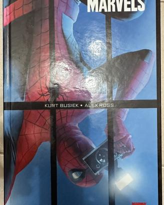 Volume fumetto Marvels - KURT BUSIEK • ALEX ROSS