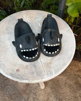 Scarpe piscina/doccia spiritose