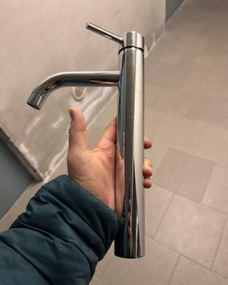 Rubinetto per lavabo da appoggio