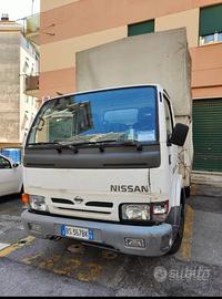 Nissan cabstar pezzi