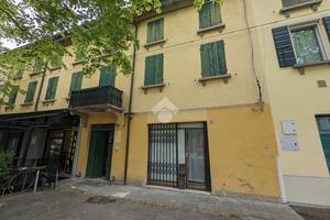 CASA SEMINDIPENDENTE A GATTATICO