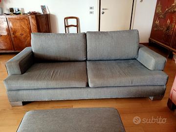 Divano con pouf Arca Bonacina