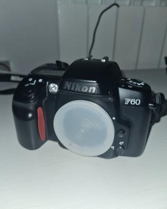 Nikon F60 