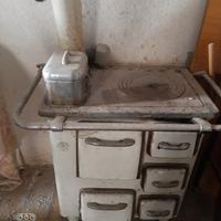 Stufa economica a legna