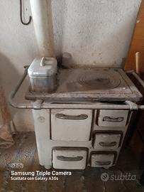 Stufa economica a legna