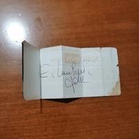 Biglietto del teatro autografato