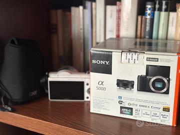 Sony alpha 5000