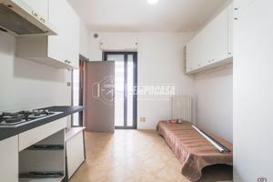 BILOCALE RISTRUTTURATO AL MARE