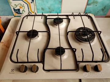 piano cottura 5 fuochi 