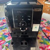 Macchina caffè macina chicchi De Longhi