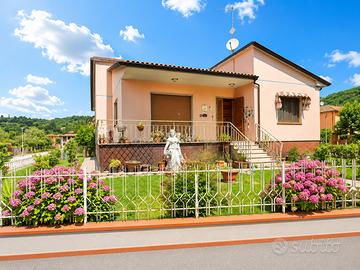 Villa singola Vecchiano [FTT1VRG]