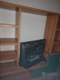 Mobile sala + tavolo e 4 sedie