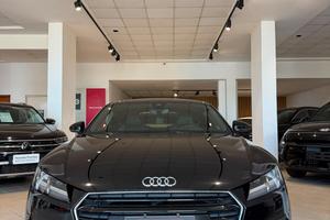 Audi TT Coupé 2.0 TFSI S line