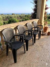 8 Sedie da Giardino in Resina Nera – Come Nuove!