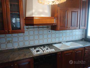  cucina e vari lampadari per ristrutturazione