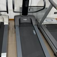 Spazio forma run tapis roulant Technogym