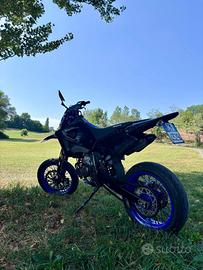 Moto Husqvarna SM 125 S