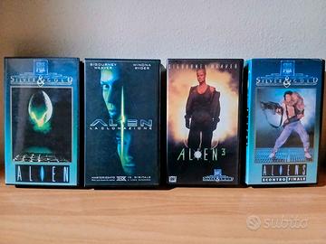 4 Videocassette di Alien