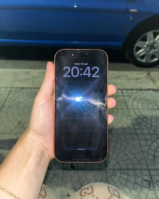 iPhone 17 Pro – Colorazione Arancione