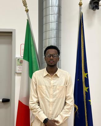 Commis di Sala ,Facchino Hotel,Camiriere ai piani