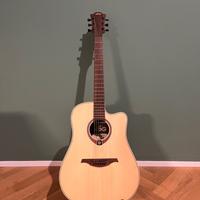 Chitarra acustica Lag Tramontane T70DC