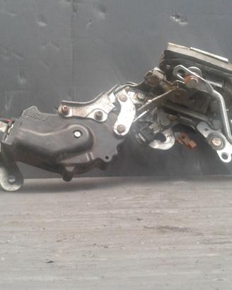 Ricambio Serratura porta post. Destro TOYOTA HIACE