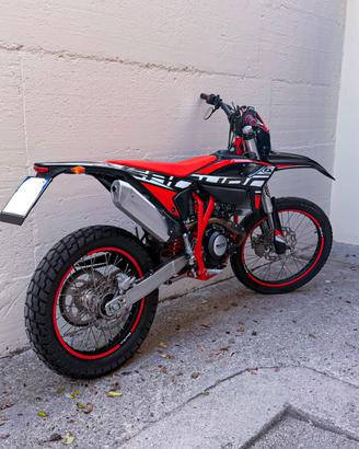 Beta RR 125 LC