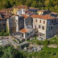 3 LOCALI A PRELÀ