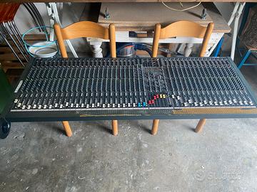 Mixer Soundcraft  spirit Live 42 canali