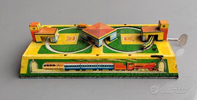 Gioco ferroviario in latta a carica – URSS