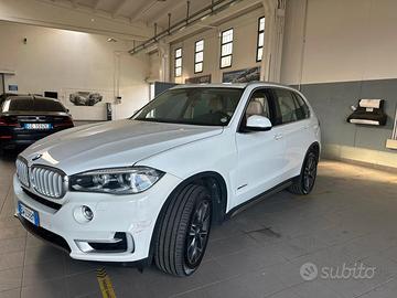 BMW X5 XDrive 2.5d Luxury