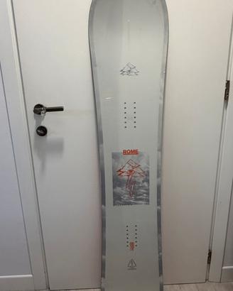 Snowboard