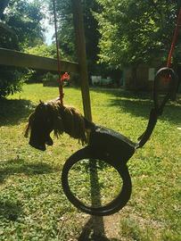 Altalena sagomata a cavallo