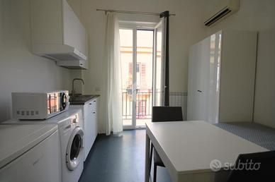 MONOLOCALE A PALERMO