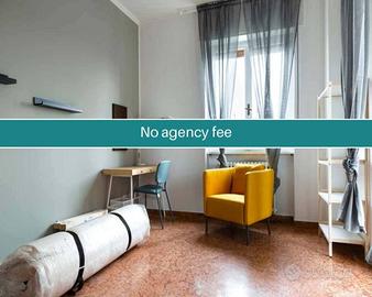 Stanza in appartamento di 125 m² a Milano