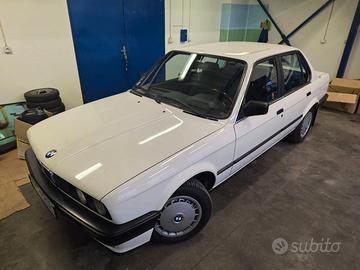 BMW 324D E30