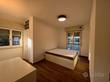 Letto matrimoniale con contenitore