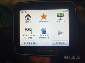 NAVIGATORE TOMTOM