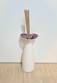 Elegante profumatore d'ambiente in porcellana bian